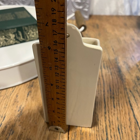 🩶Ceramic Match Holder – Wall Mount - Picture 12 of 15